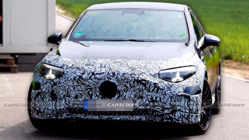 梅赛德斯-AMG CLA高性能版原型亮相：搭载三电机系统，输出500马力