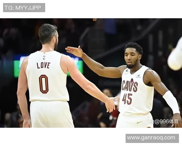 双向合同悍将！乐福连续10场得分上双，合计投中35记三分